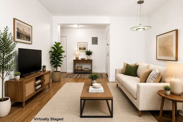 Property Photo:  81 Bedford Street 3D  NY 10014 