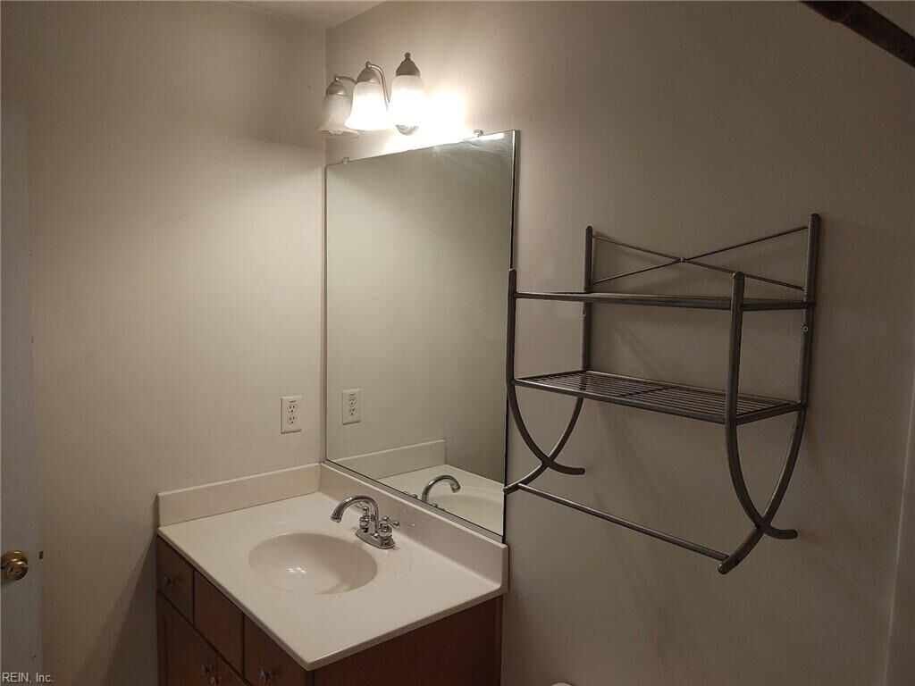 Property Photo: 1517 Parks Ave A VA 23451