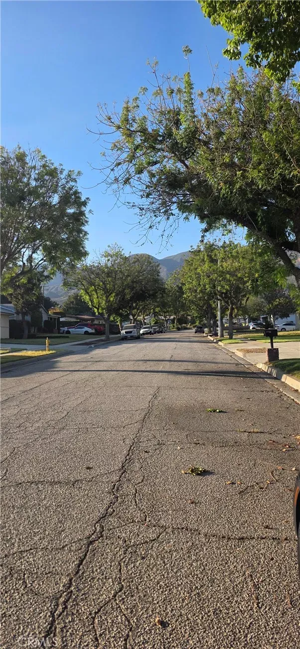 Property Photo: 5035 N Berkeley Avenue CA 92407