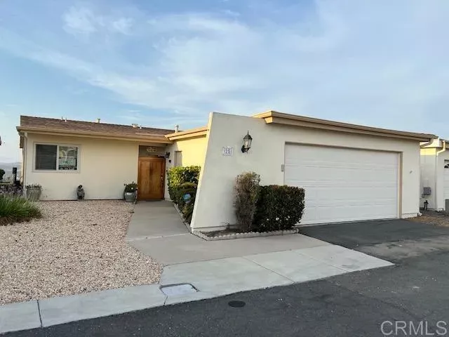Property Photo:  3902 Vista Campana North 25  CA 92057 