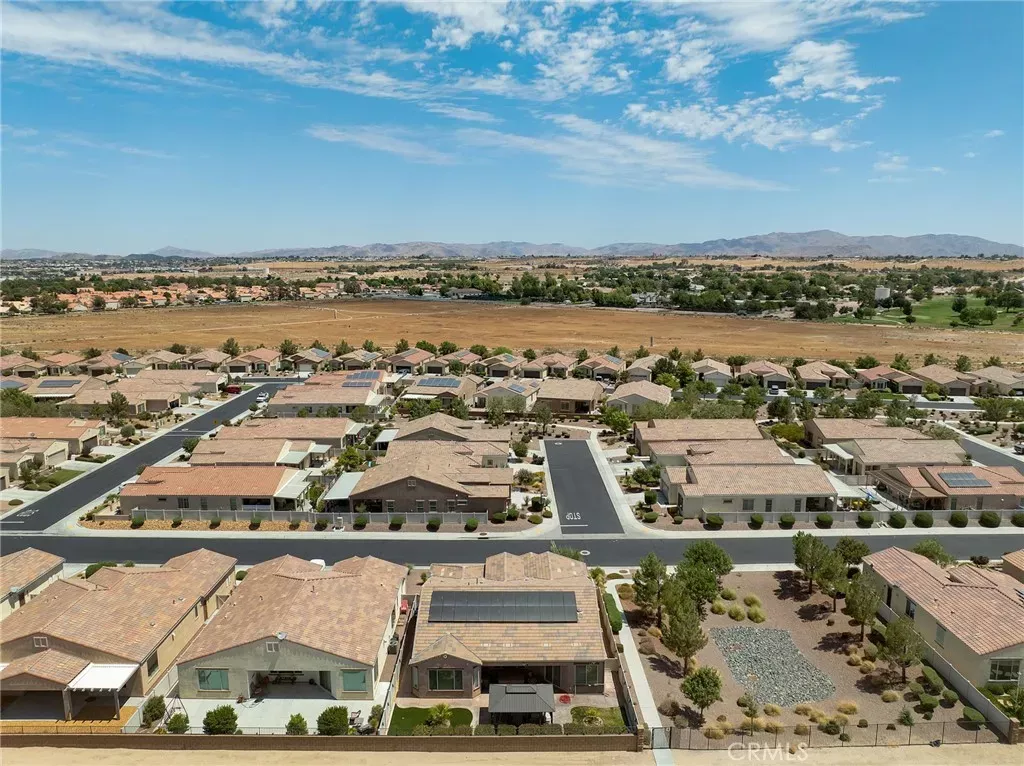 Property Photo: 11284 River Run CA 92308