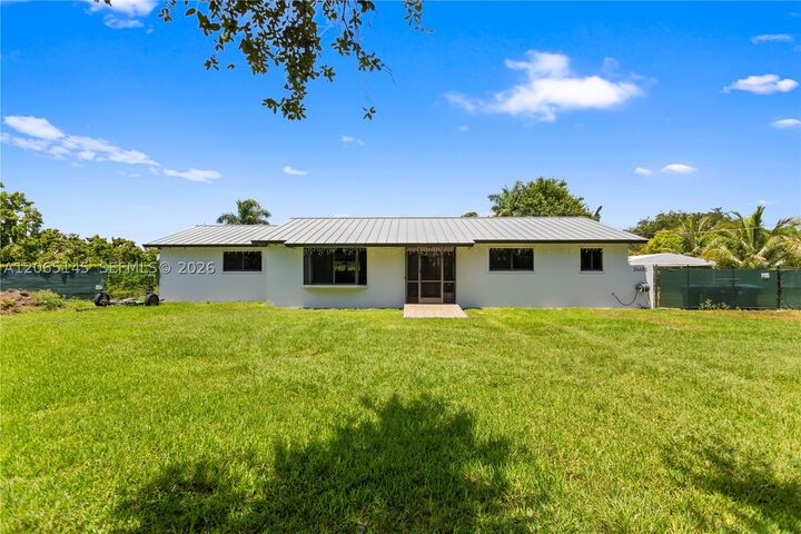 Property Photo:  26480 SW 187th Ave  FL 33031 