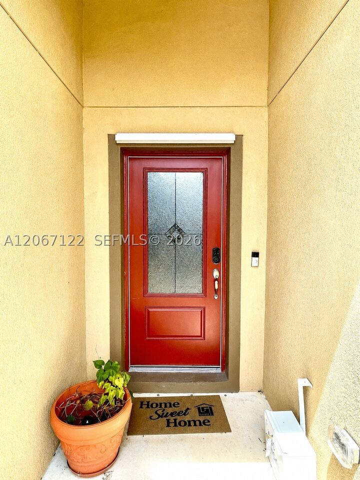 Property Photo: 3902 SW Brunswick St 3902 FL 34953