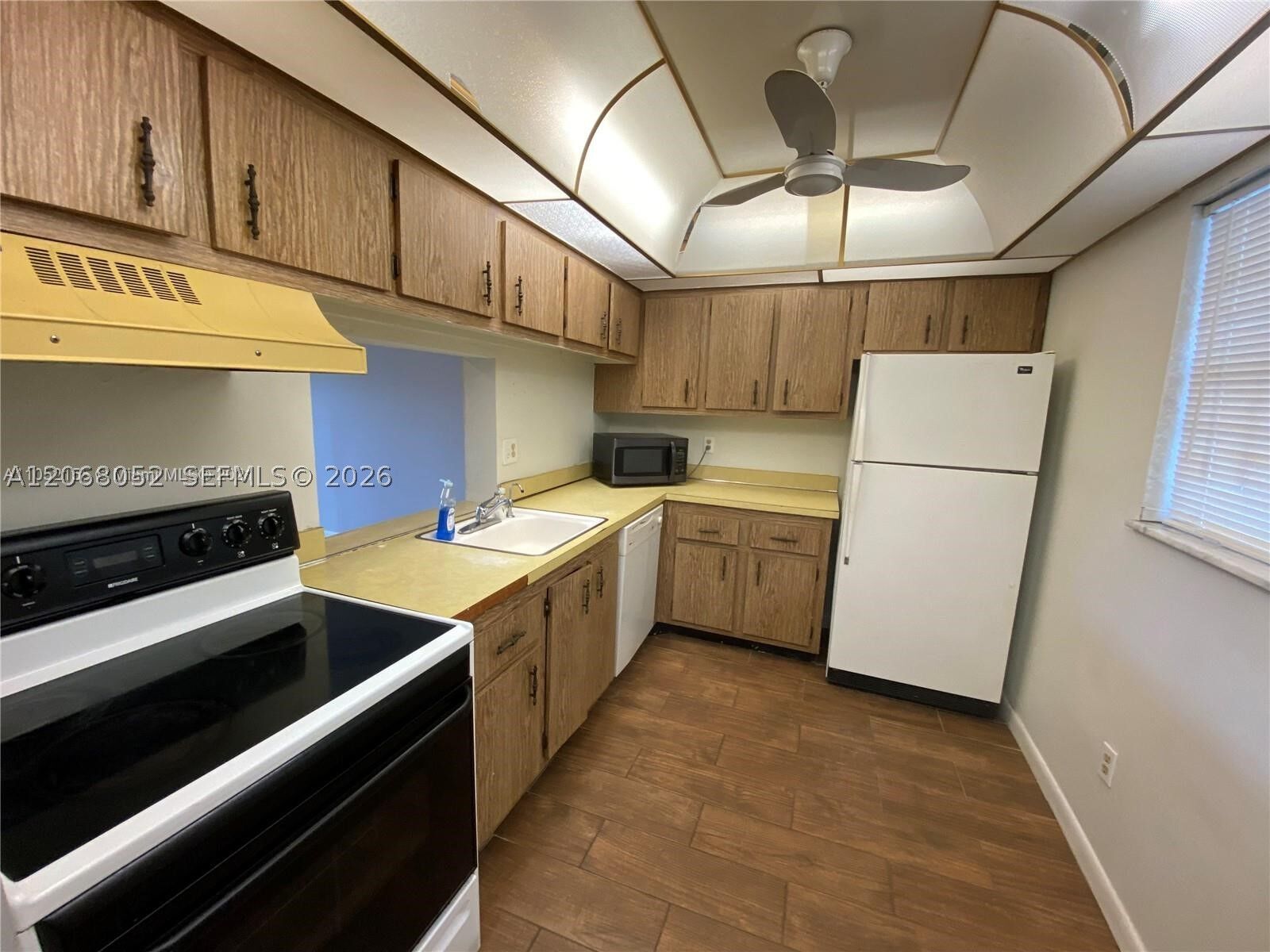 Property Photo:  2800 NW 56th Ave B304  FL 33313 