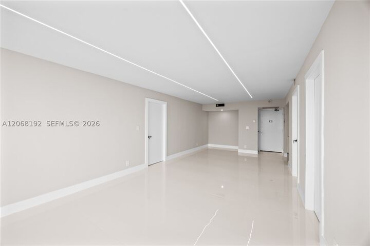 Property Photo: 20379 W Country Club Dr 1938 FL 33180