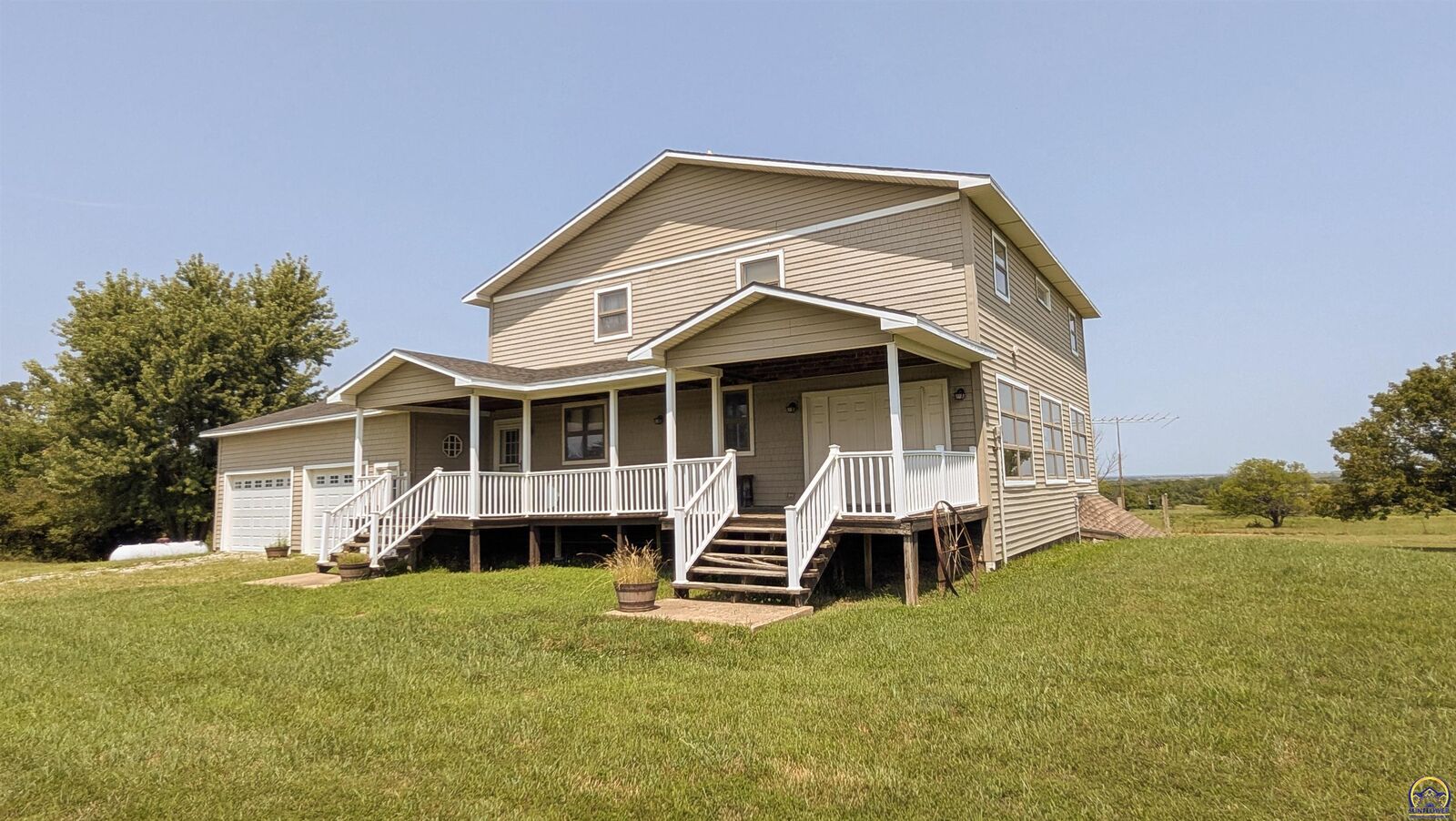 Property Photo:  1050 Road F  KS 66801 