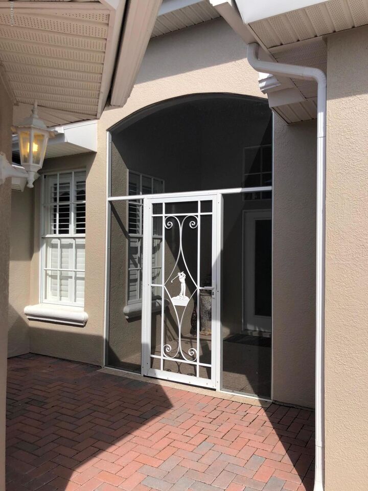 Property Photo:  4292 Woodhall Circle  FL 32955 