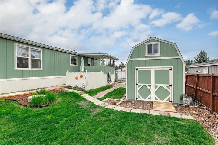 Property Photo:  3110 E Chattaroy Rd 126  WA 99003 