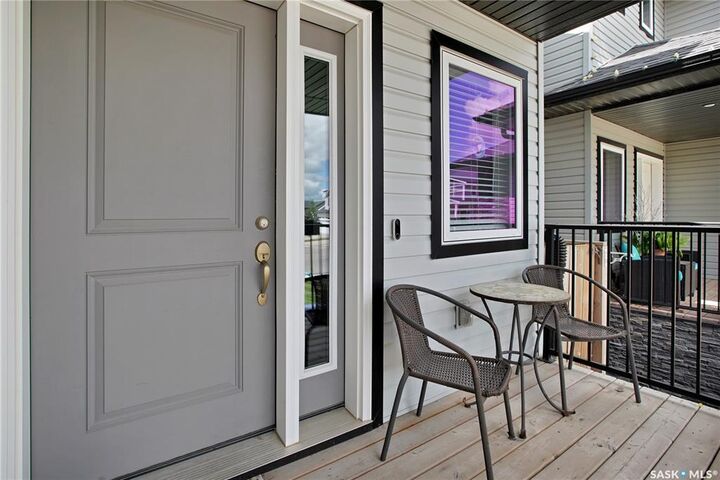 Property Photo: 539 Maple Crescent SK S0K 4S2