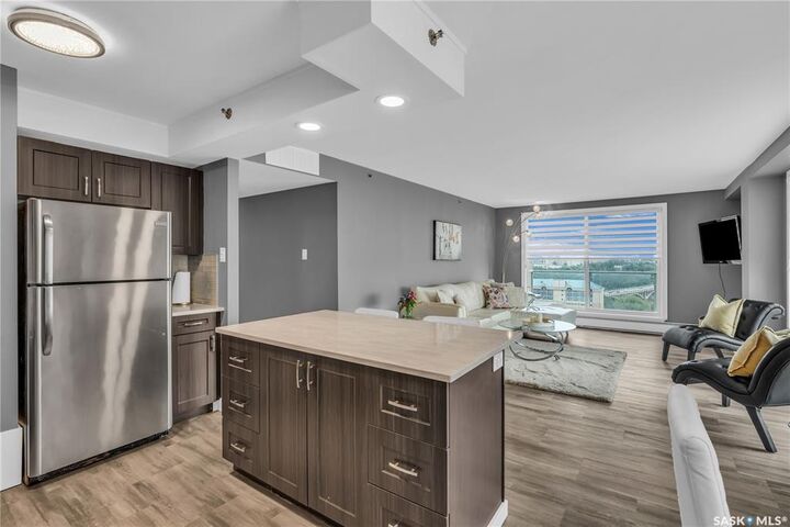 320 5th Avenue N 1606 — photo 1