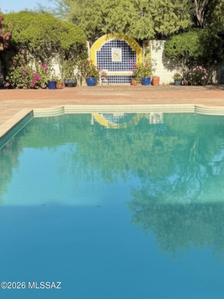 Property Photo:  2200 N La Rienda Avenue  AZ 85715 