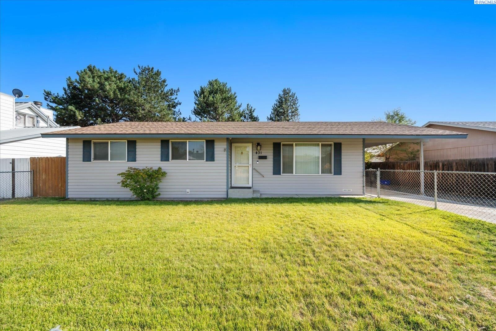 Property Photo: 431 W 10th Ave WA 99336