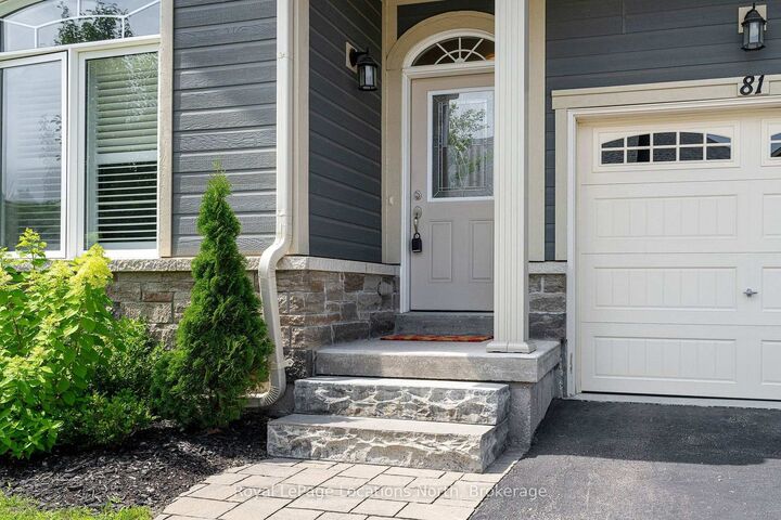 Property Photo:  81 Kari Crescent  ON L9Y 0Z6 
