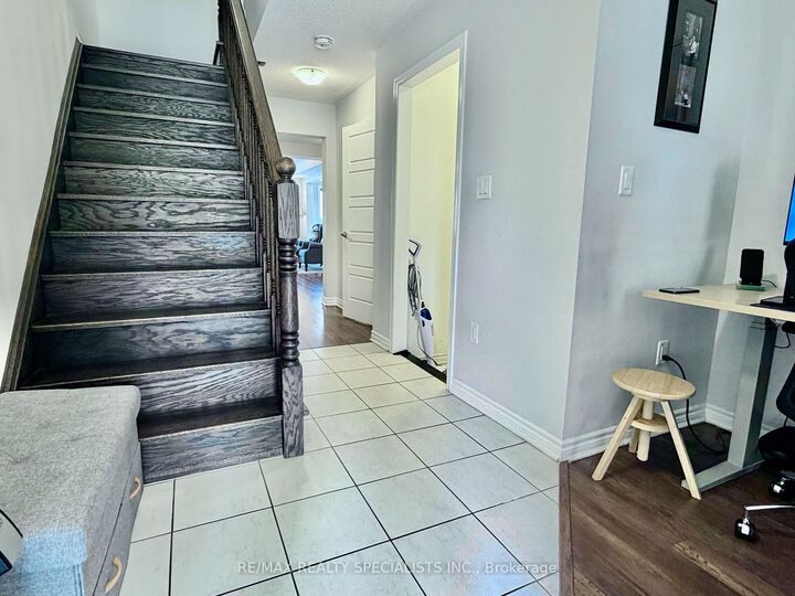 Property Photo: 298 Beasley Terrace ON L9E 1C5