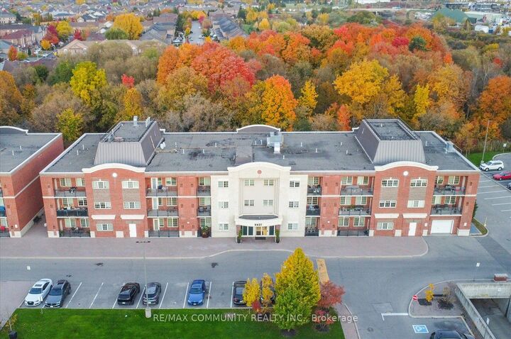 9431 Jane Street 308 — photo 1