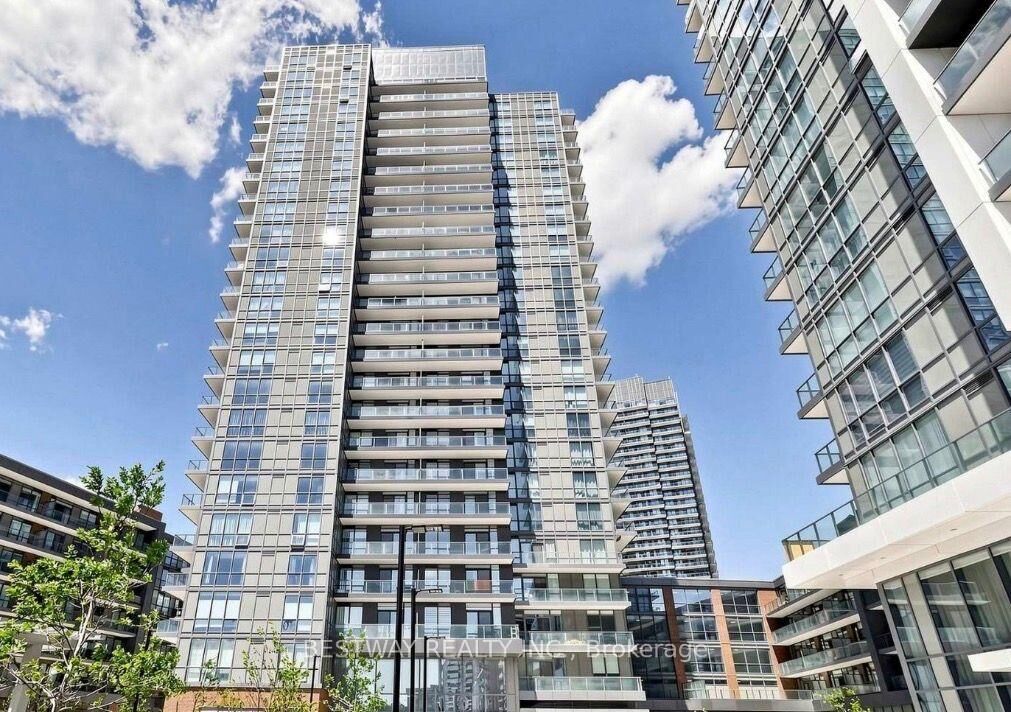 Property Photo: 38 Forest Manor Road 404 ON M2J 0H4