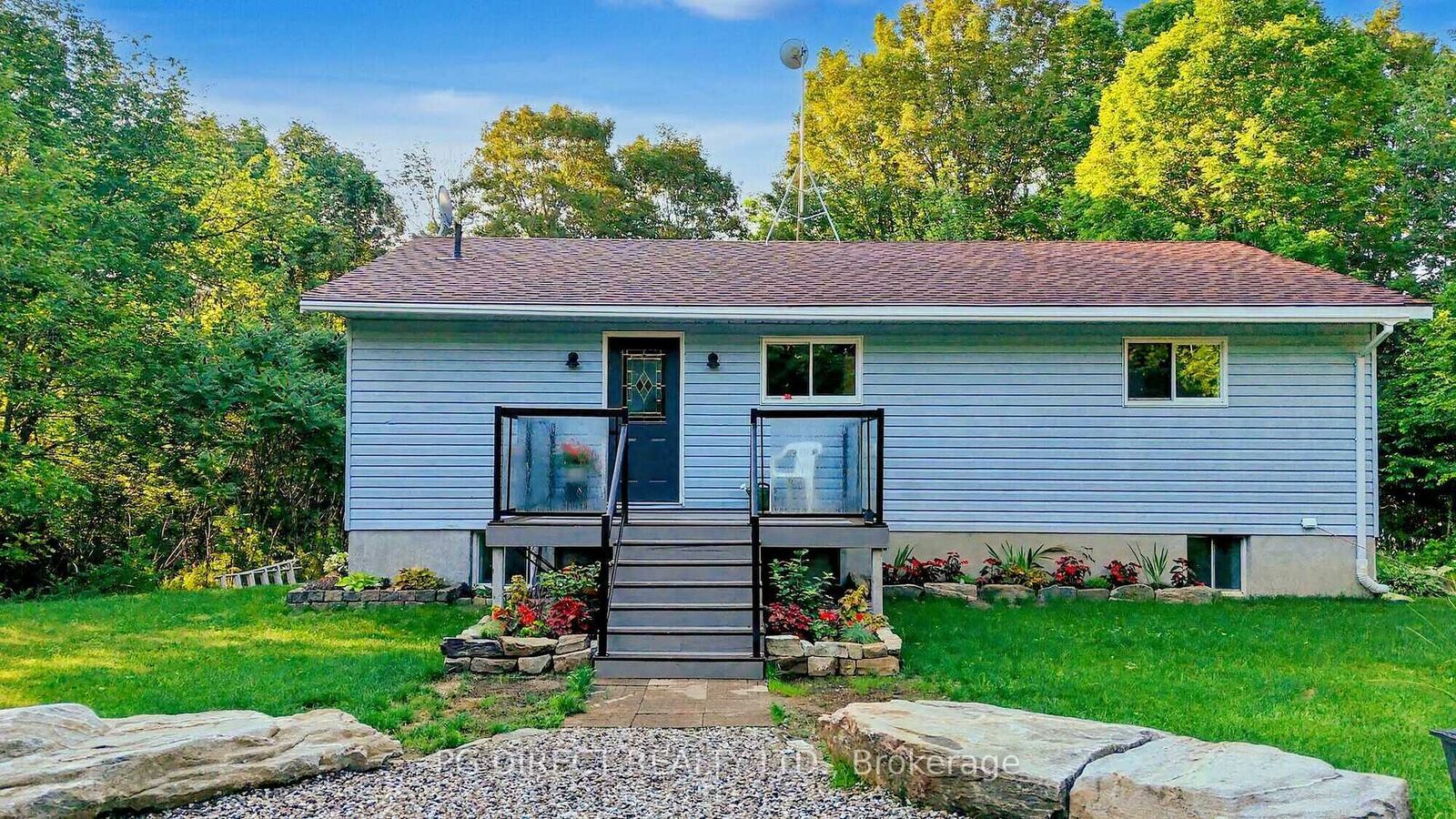 Property Photo: 3089 Burnstown Road ON K7V 3Z4