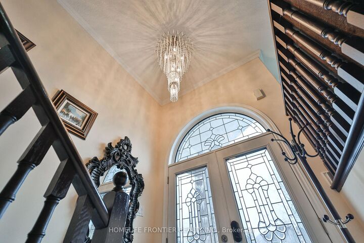 Property Photo:  30 Saint Avenue  ON L3Z 3E6 