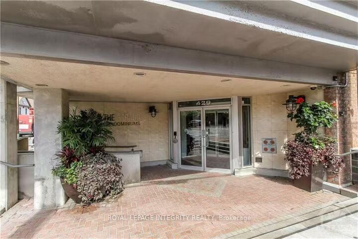 Property Photo: 429 Somerset Street W 604 ON K2P 2P5