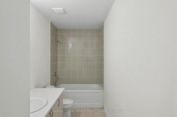 Property Photo: 9 Hillcroft Way ON K0M 1A0