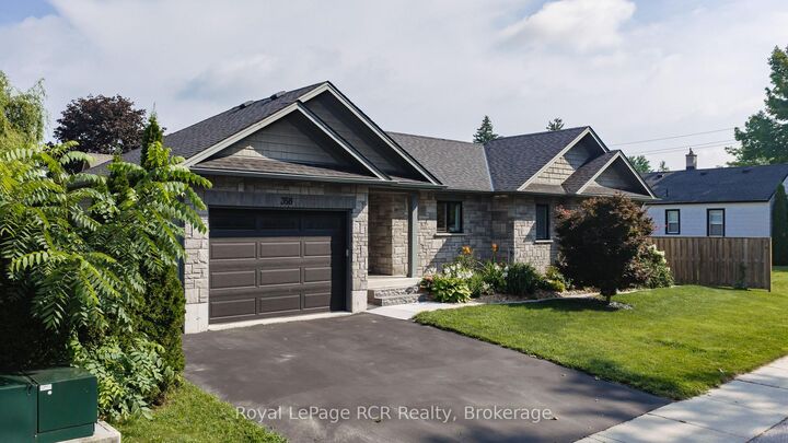 Property Photo:  358 5th Street  ON N4N 0B2 