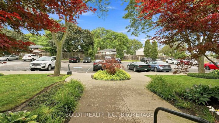 Property Photo: 6 Westlake Lane 110 ON L2N 5S3