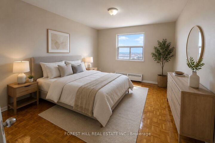 Property Photo: 165 Kennedy Road 402 ON L6W 3H2