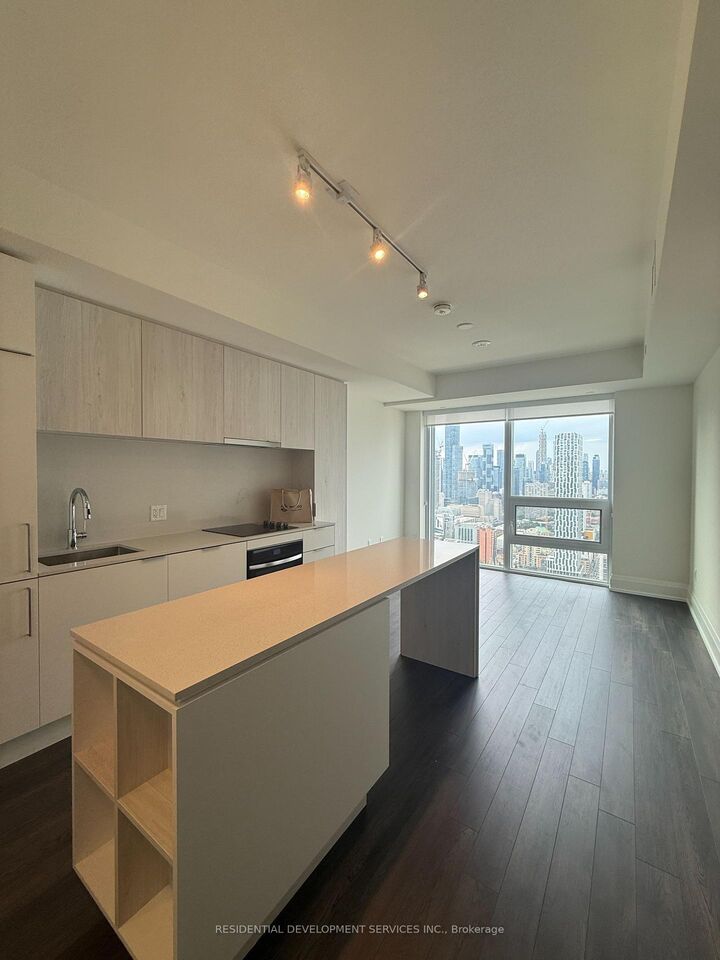 Property Photo:  89 Church Street 4804  ON M5C 0B7 