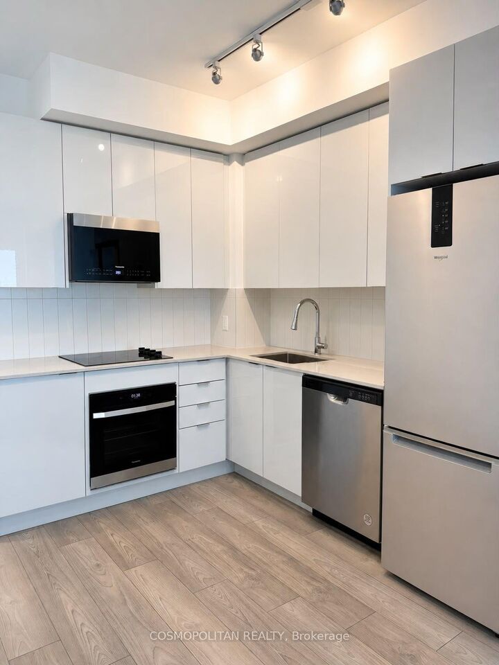 Property Photo: 10 Abeja Street 2014 ON L4K 0R4