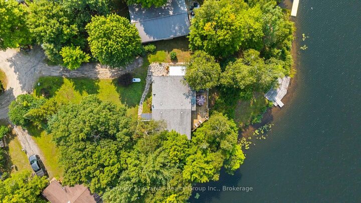 Property Photo: 64 Bentley Place ON K0L 1C0