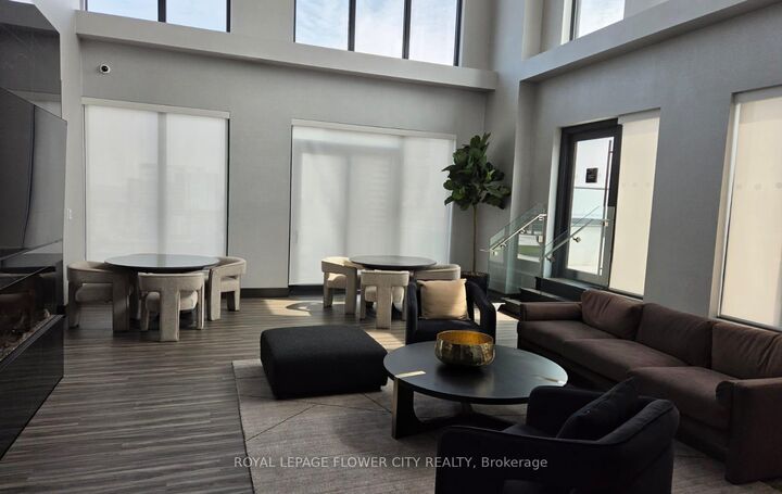 Property Photo:  75 James Street 712  ON L8P 2Y9 