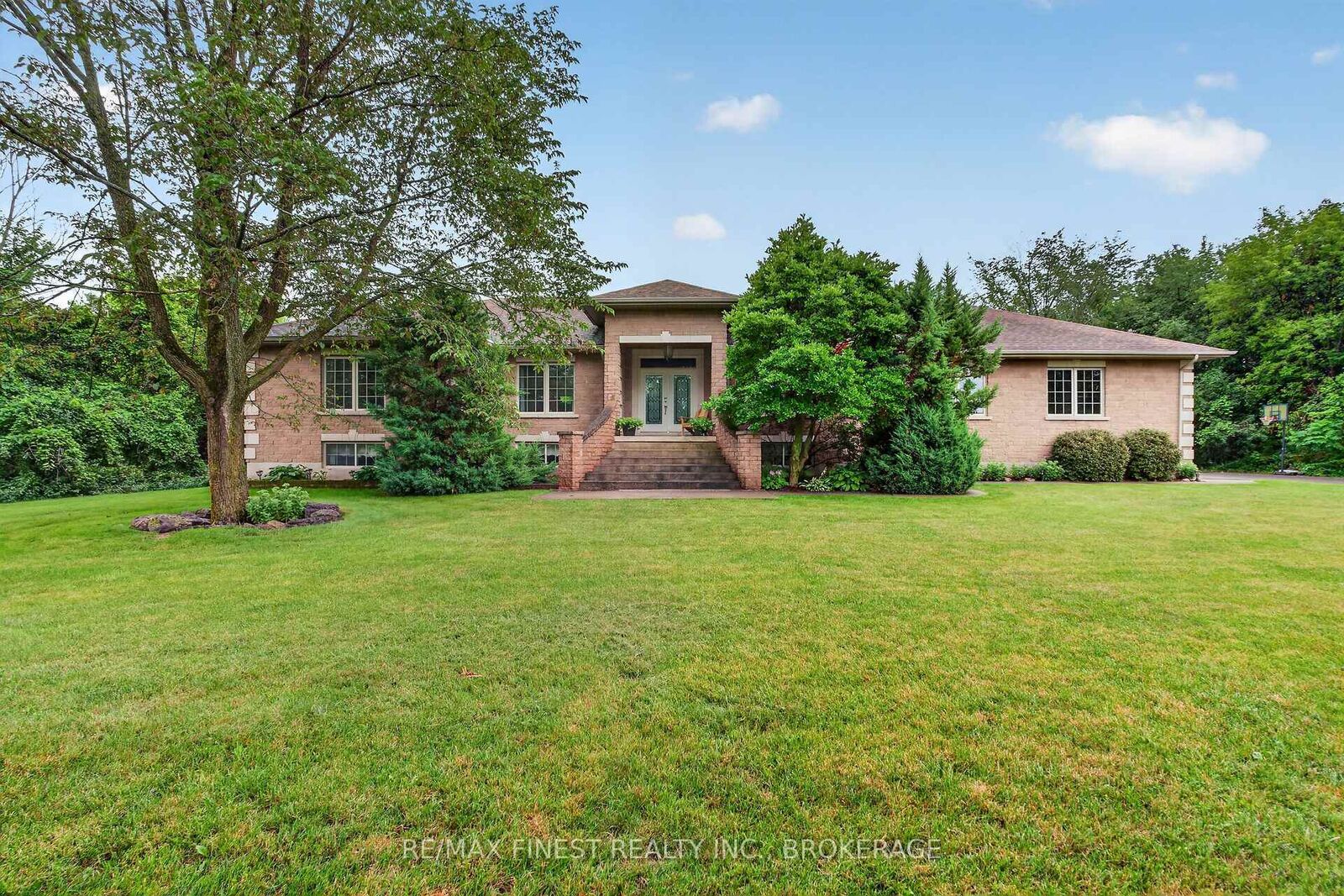 Property Photo:  3508 Four Seasons Drive  ON K0H 1X0 