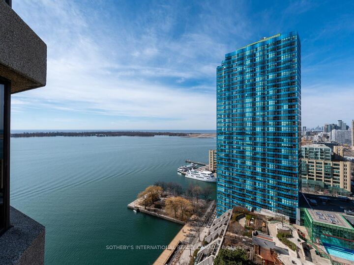 65 Harbour Square 2204 — photo 1