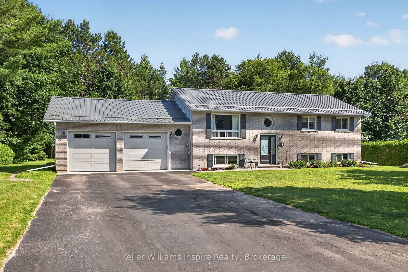 Property Photo: 12 Jamie Crescent ON K8H 3N2