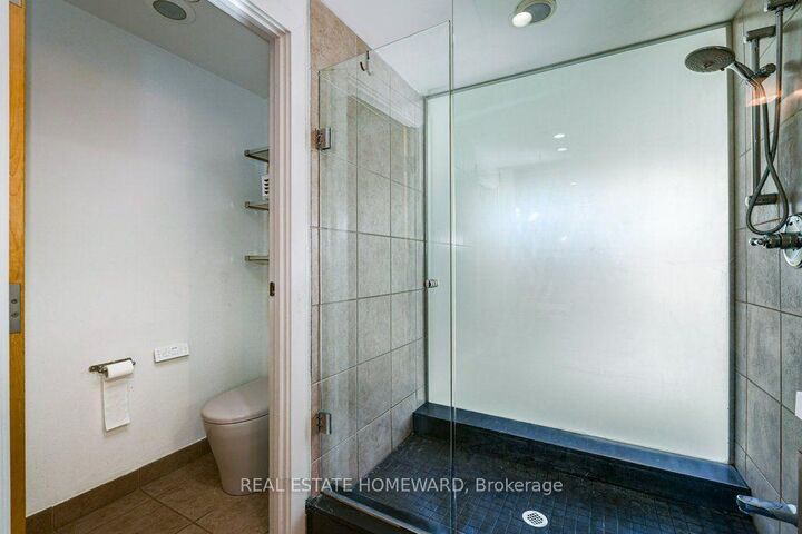 Property Photo: 155 Dalhousie Street Ph1 ON M5B 2P7