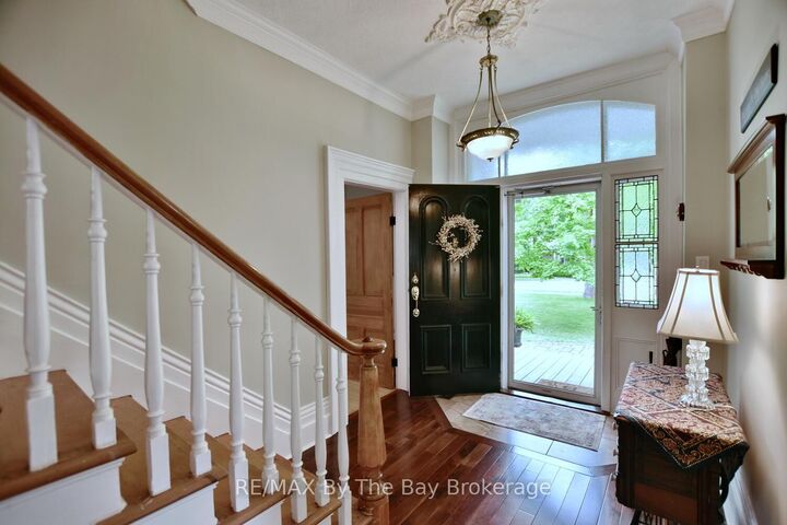 Property Photo: 214 Elm Street ON L0M 1S0