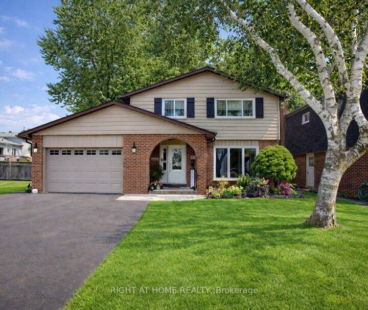 3 Newton Drive — photo 1