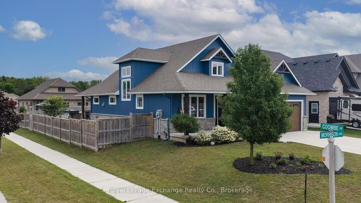 Property Photo:  593 Morrison Crescent  ON N2Z 0A7 