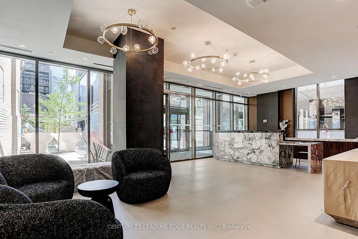 Property Photo:  8 Widmer Street 913  ON M5V 0W6 