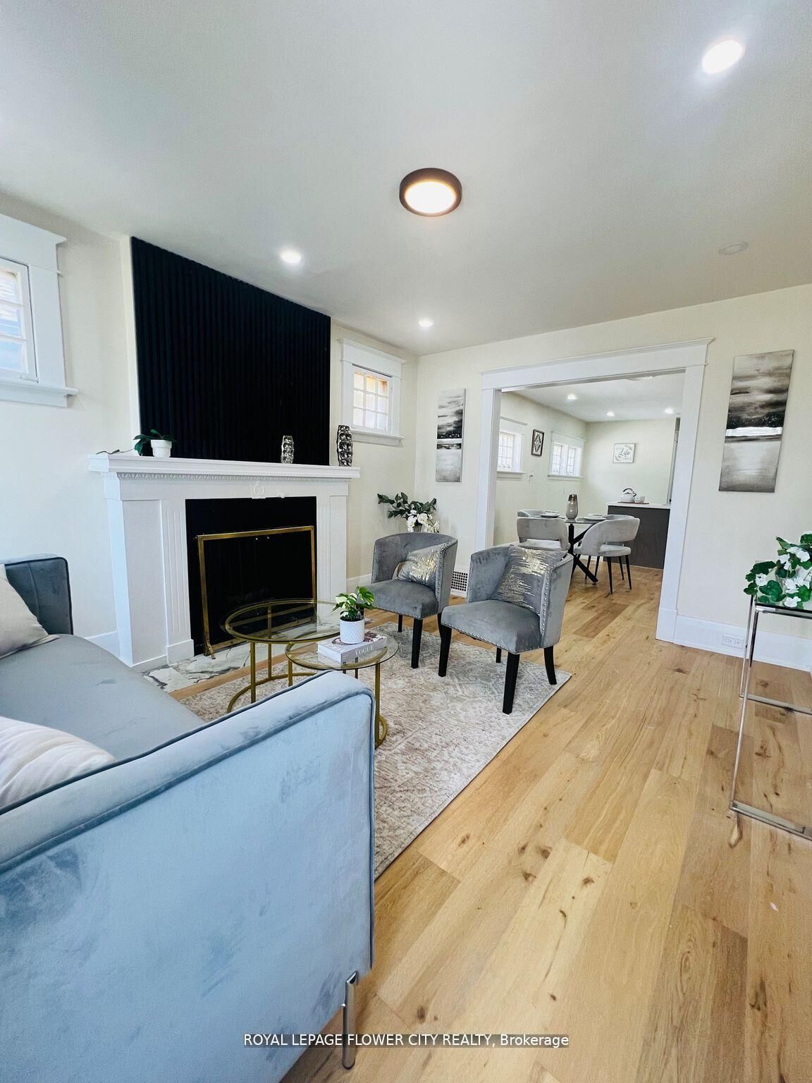 Property Photo: 346 Wharncliffe Road S ON N6J 2L8