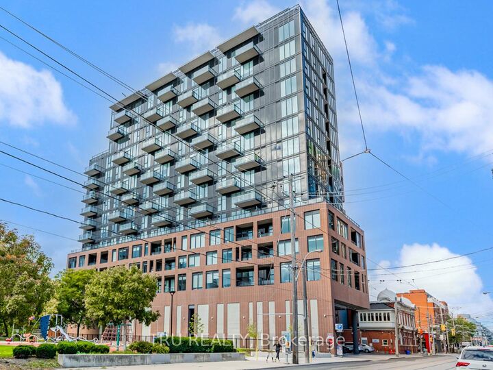 270 Dufferin Street Lph12 — photo 1