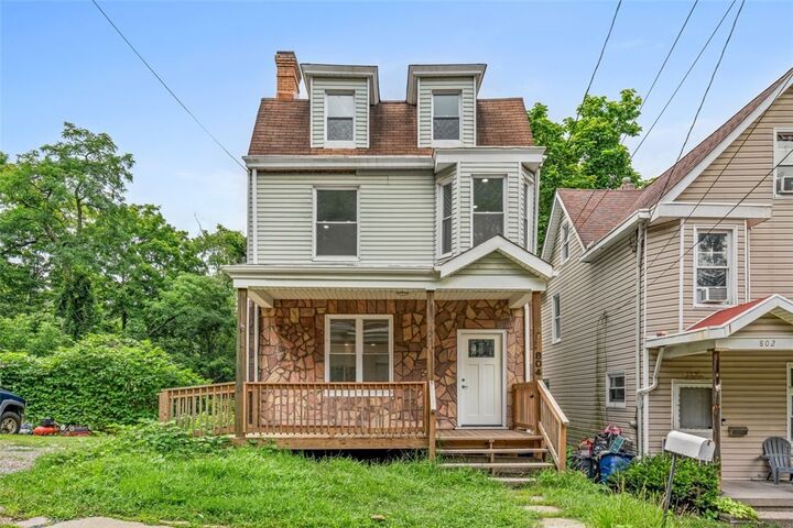 Property Photo:  804 Dubois St  PA 15204 