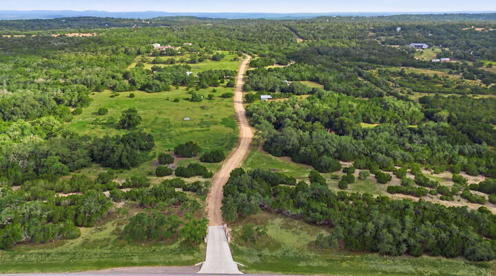 Property Photo:  271 Rollin N Ranch Rd Road  TX 78606 