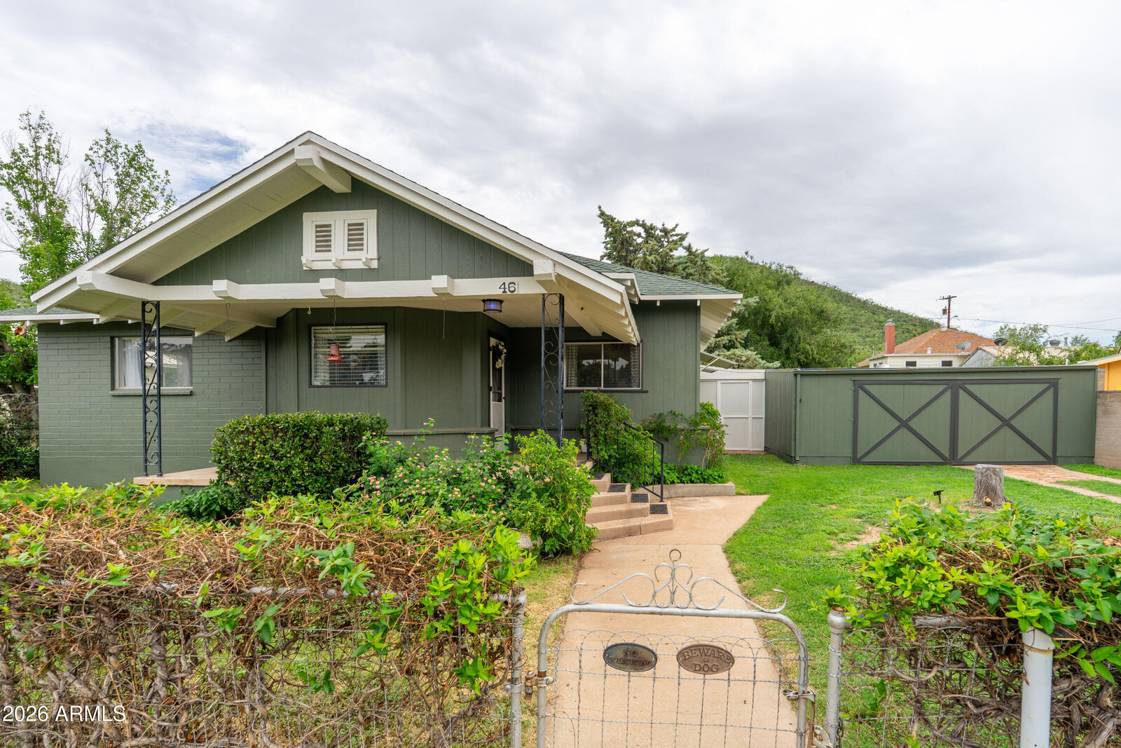 Property Photo:  46 Black Knob View  AZ 85603 