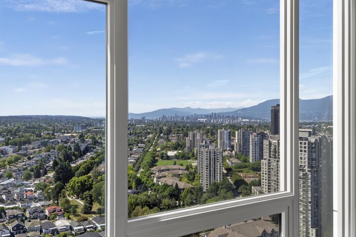 Property Photo: 5665 Boundary Road 3305 BC V5R 0E4