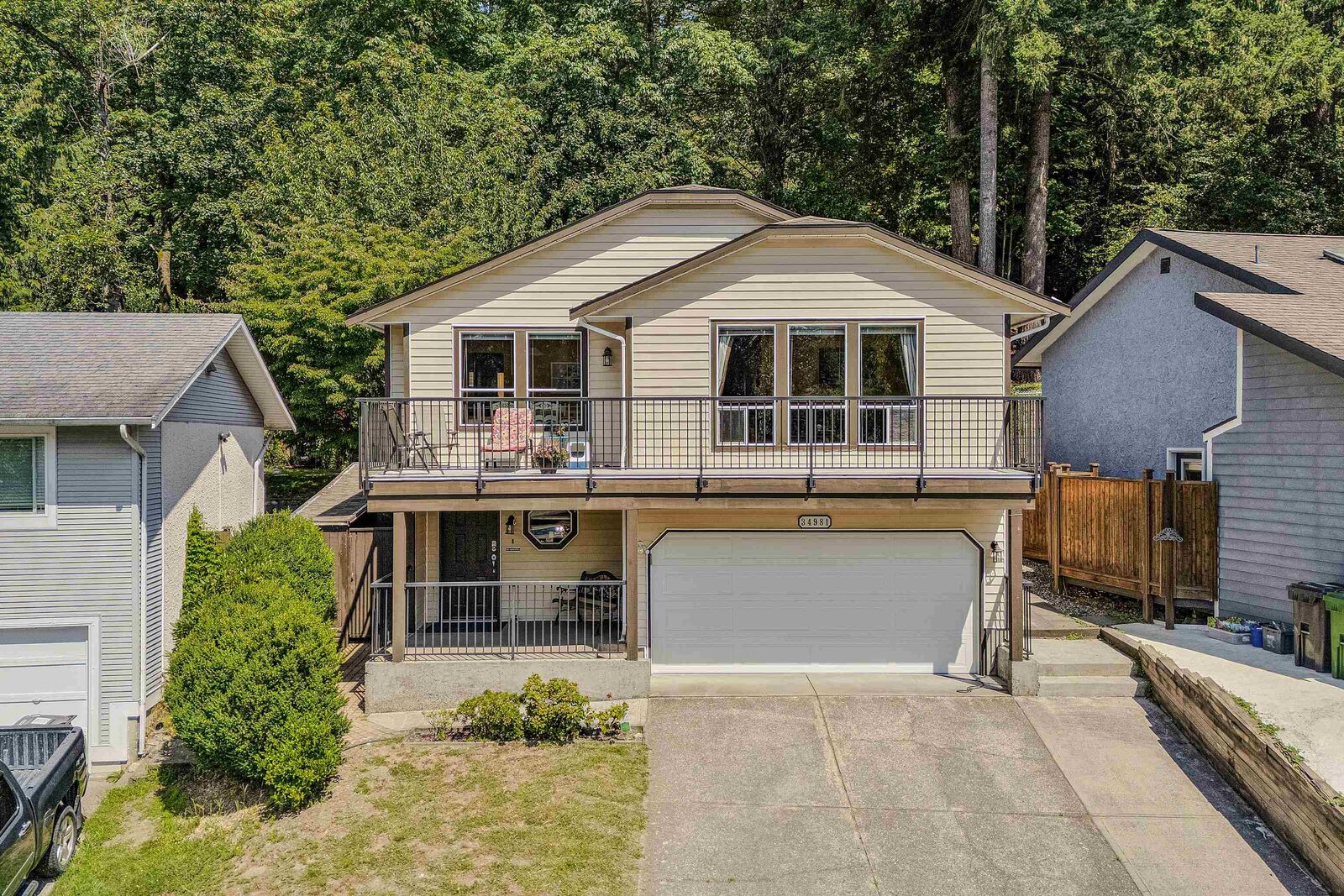 Property Photo: 34981 Bernina Court BC V3G 1C2