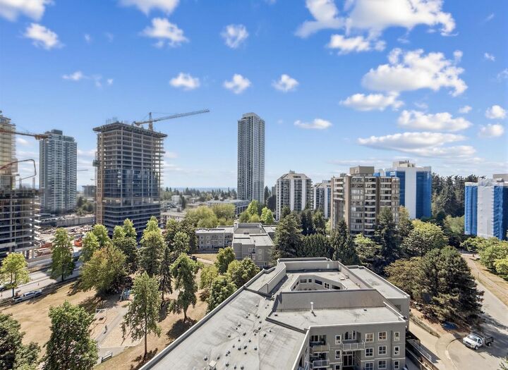 Property Photo: 6152 Kathleen Avenue 1504 BC V5H 4K8