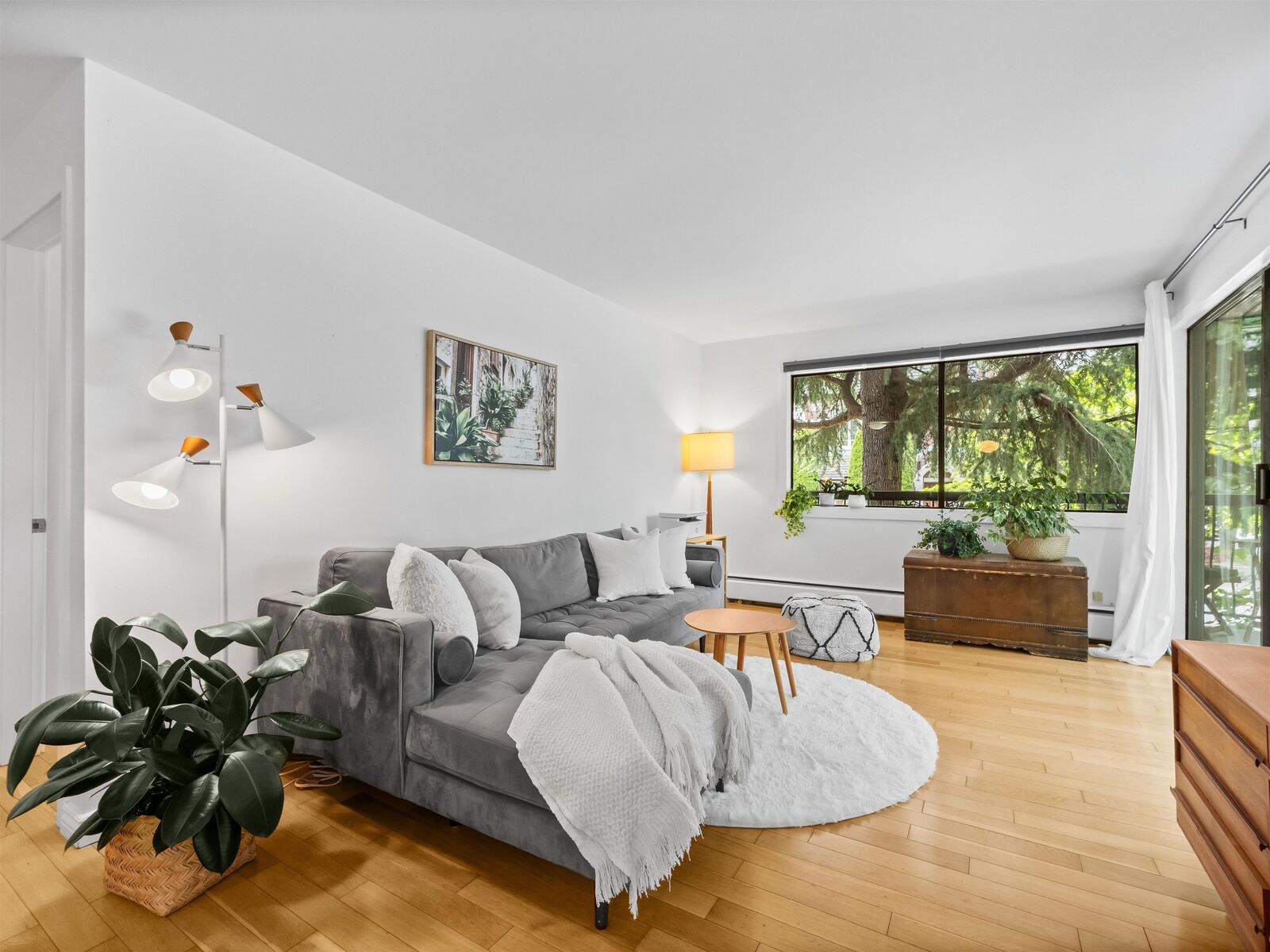 Property Photo:  2330 Maple Street 201  BC V6J 3T6 