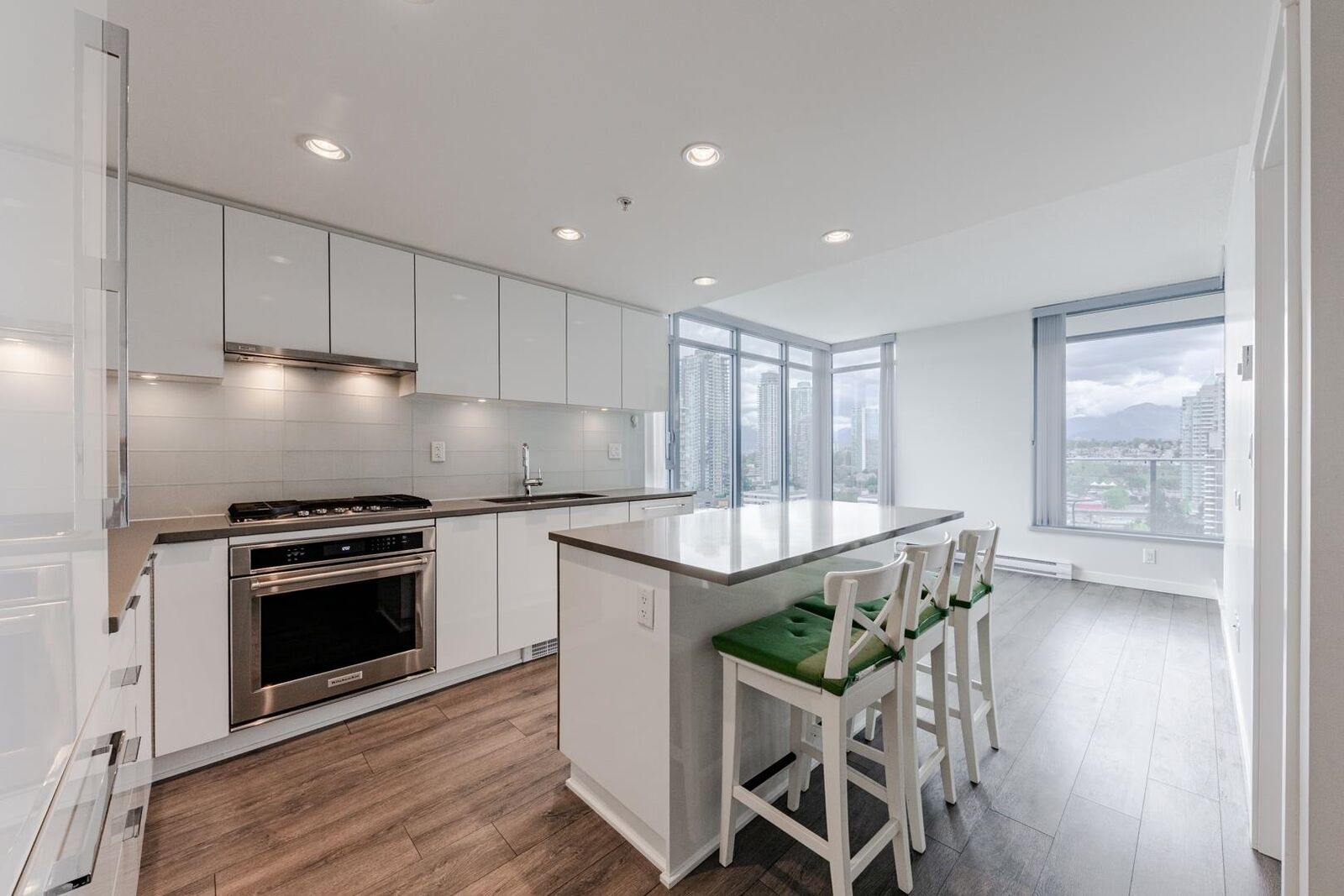 Property Photo: 2388 Madison Avenue 2006 BC V5C 0K8