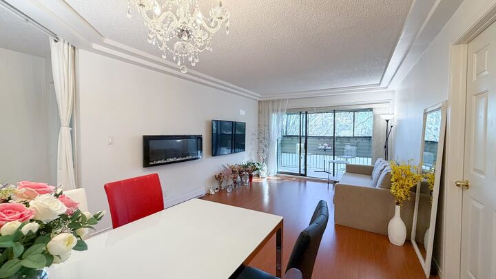 Property Photo: 8291 Park Road 201 BC V6Y 1T3